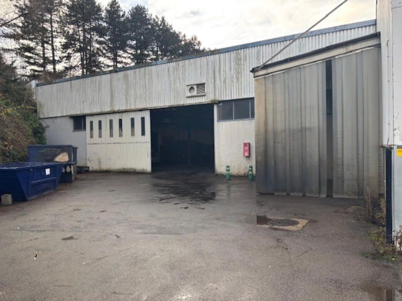 Local d'activité / Entrepôt - 4 600 m²