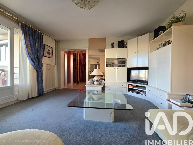 Appartement - 82 m² - 4 pièces