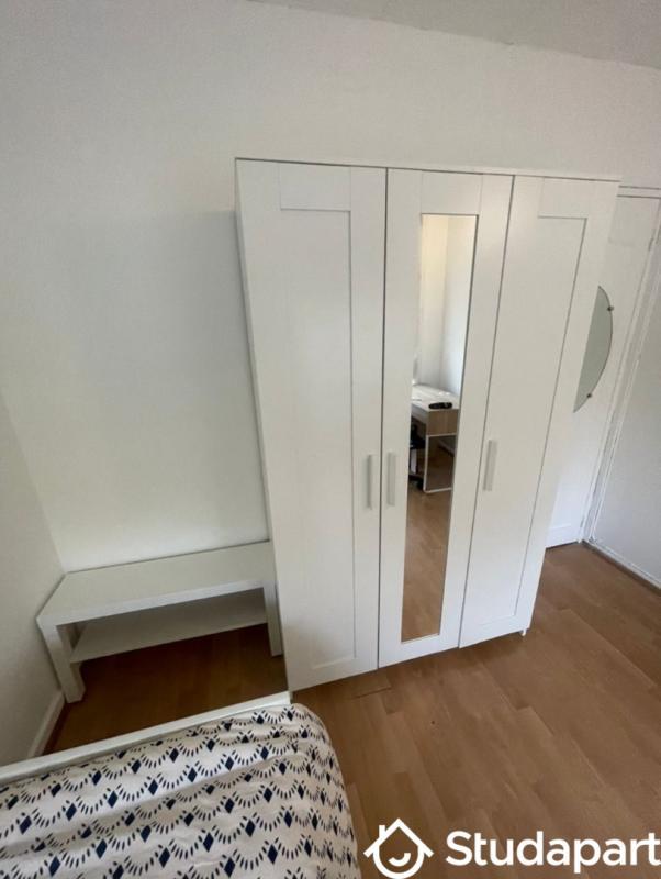 Chambre - 12 m² - 1 pièce