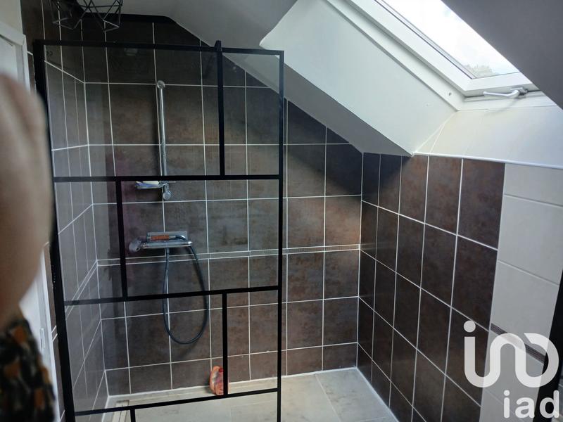 Maison - 240 m² - 9 pièces