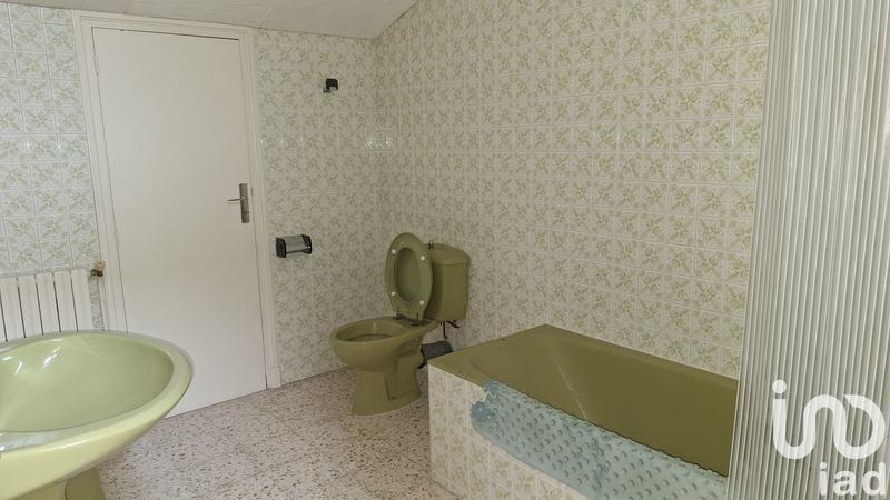 Maison - 208 m² - 12 pièces