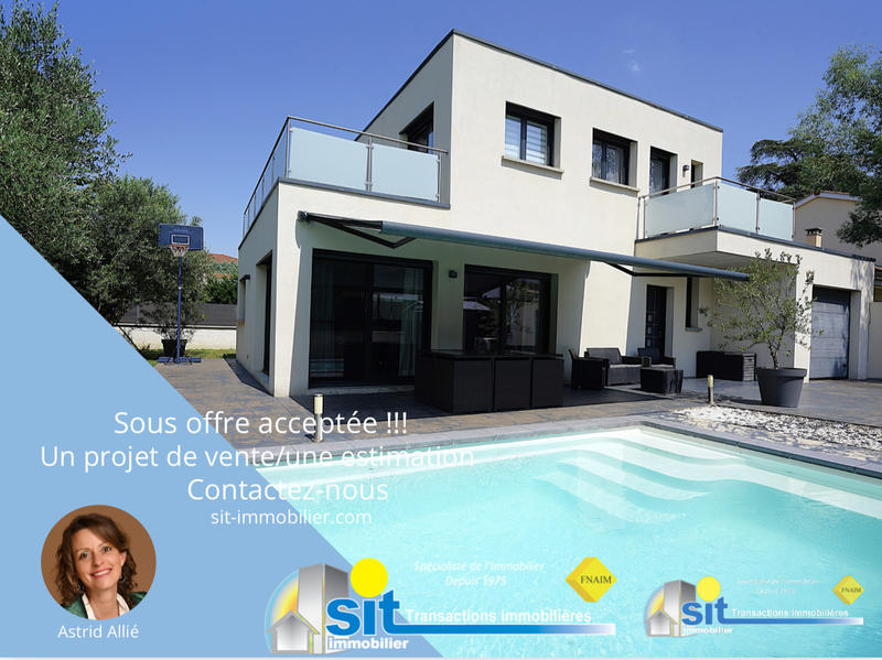 Maison - 111 m² - 5 pièces