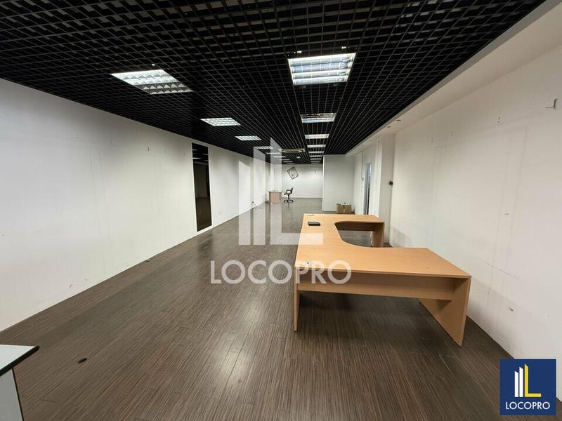 Local d'activité / Entrepôt - 400 m²