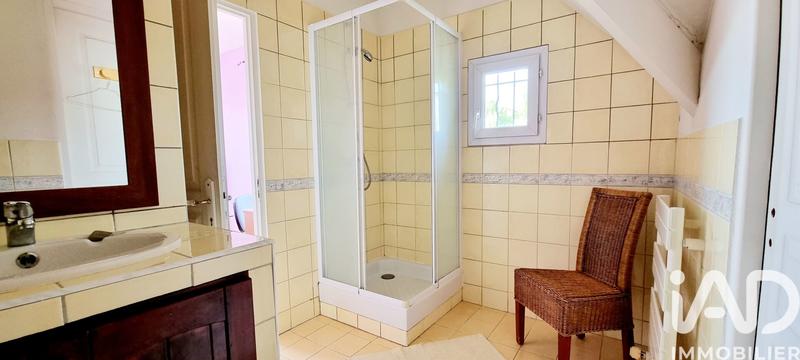 Maison - 137 m² - 7 pièces