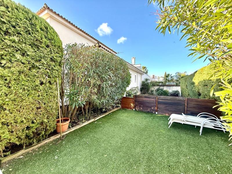 Maison - 225 m² - 6 pièces