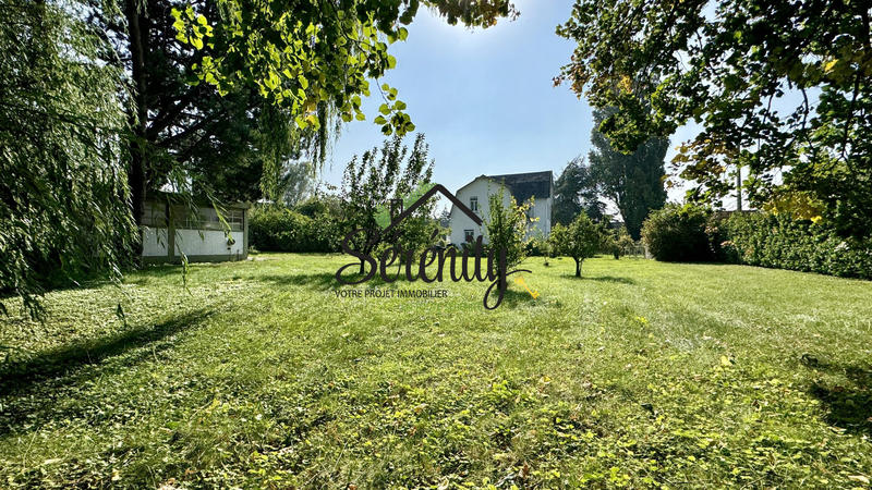 Maison - 225 m² - 7 pièces