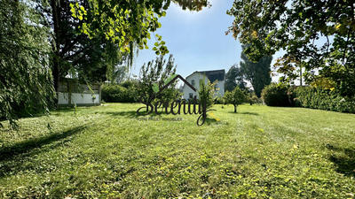 Maison - 225 m² - 7 pièces