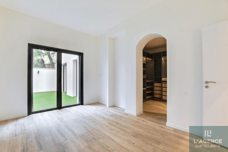 Appartement - 177 m² - 5 pièces