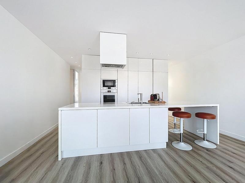 Appartement - 85 m² - 3 pièces