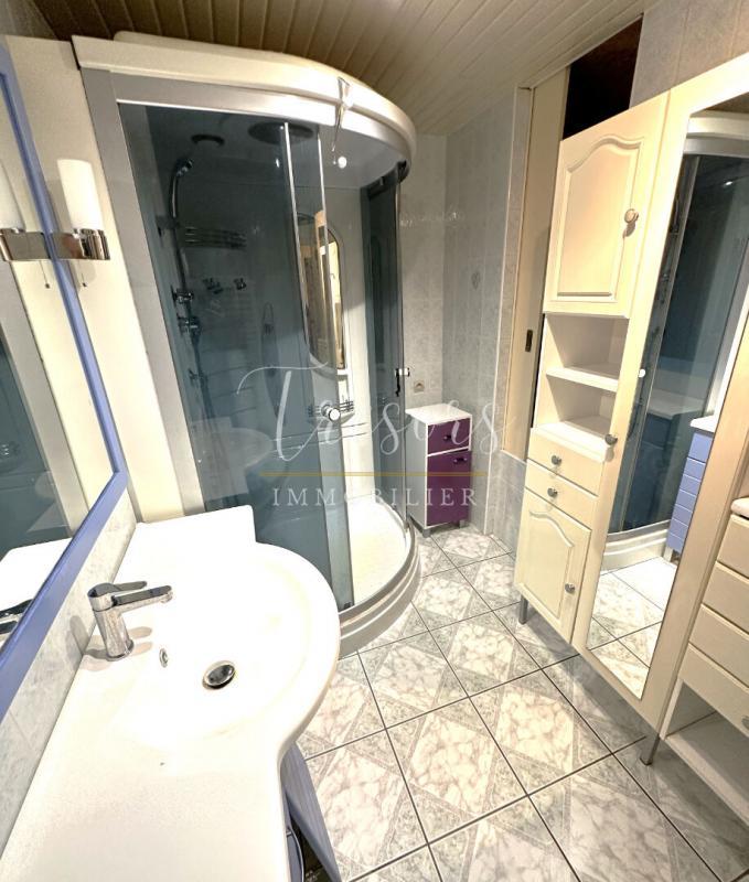 Maison - 136 m² - 7 pièces