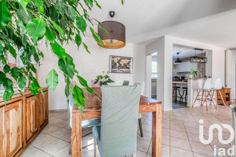 Maison - 165 m² - 8 pièces