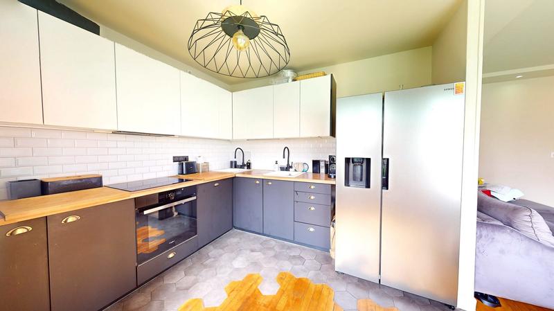 Appartement - 75 m² - 4 pièces