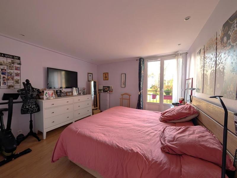 Appartement ancien - 70 m² - 3 pièces