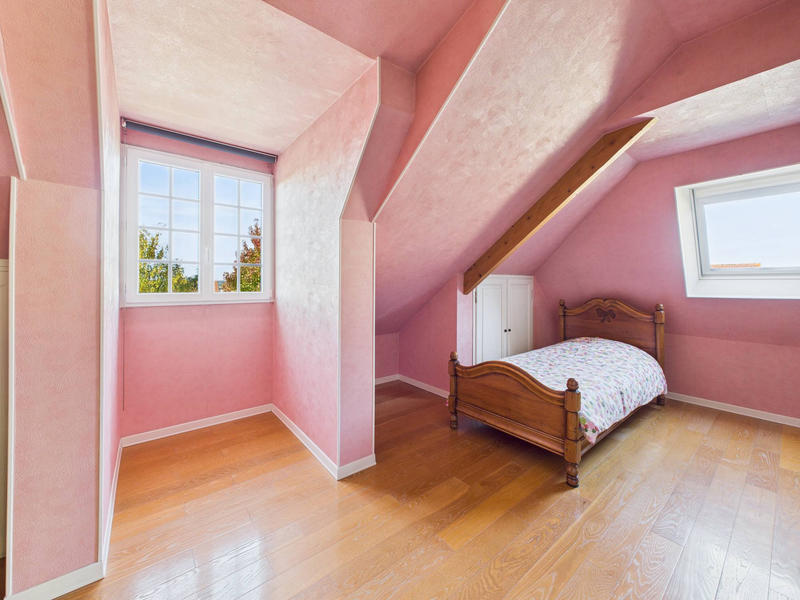 Maison - 175 m² - 7 pièces