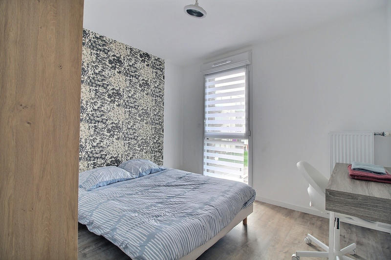 Maison - 80 m² - 5 pièces