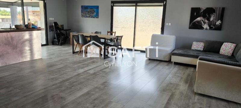 Maison - 120 m² - 5 pièces