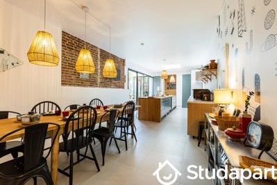 Chambre - 12 m² - 1 pièce