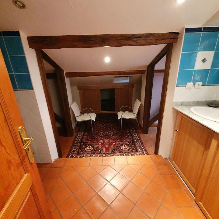 Maison traditionnelle - 304 m² - 10 pièces