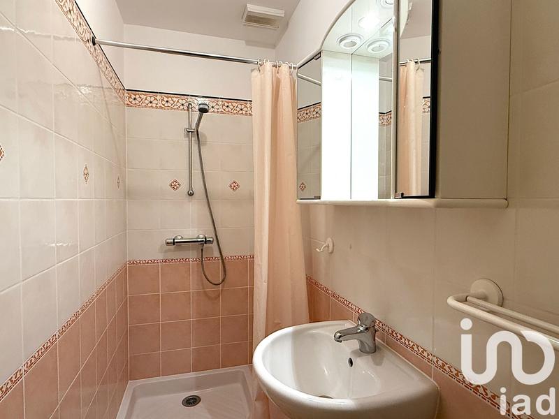 Maison - 185 m² - 8 pièces