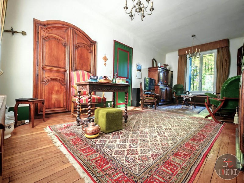 Maison ancienne - 142 m² - 8 pièces