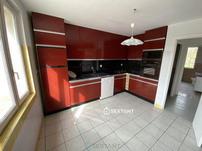 Maison - 200 m² - 5 pièces