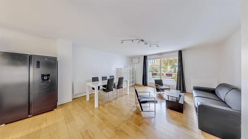 Appartement - 93 m² - 4 pièces