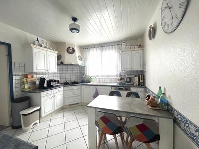 Propriété - 139 m² - 7 pièces