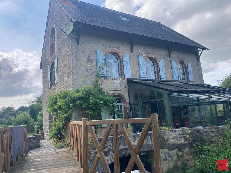 Maison ancienne - 194 m² - 9 pièces