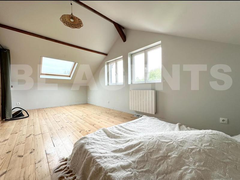 Maison - 314 m² - 11 pièces