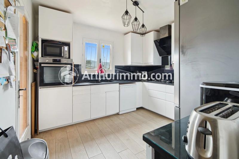 Maison - 90 m² - 3 pièces