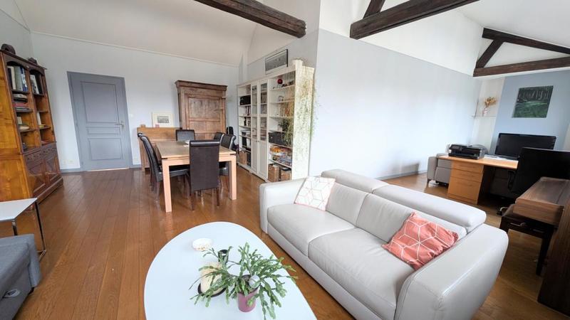 Appartement - 202 m² - 5 pièces