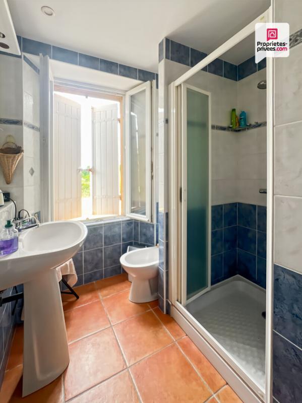 Maison - 372 m² - 11 pièces