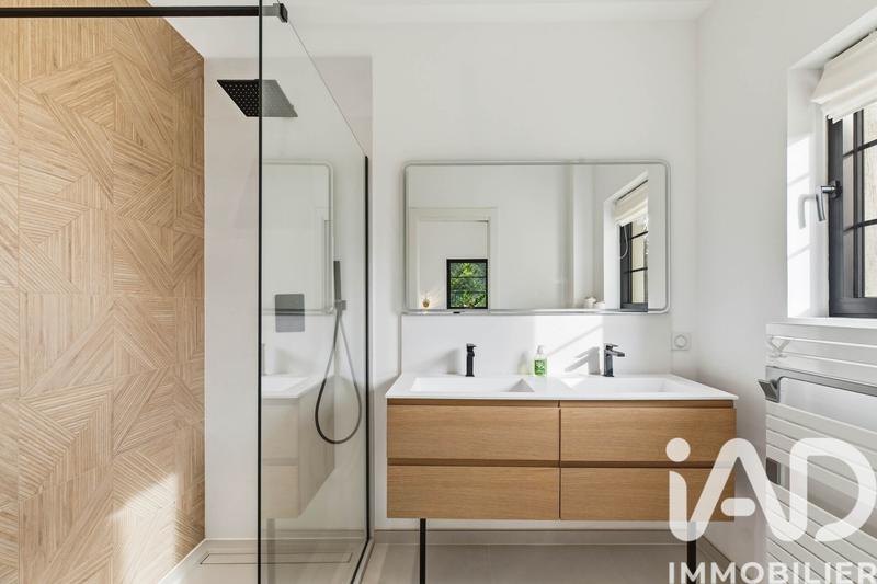 Maison de maîtres - 160 m² - 6 pièces