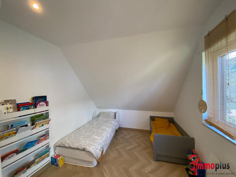 Maison - 200 m² - 8 pièces