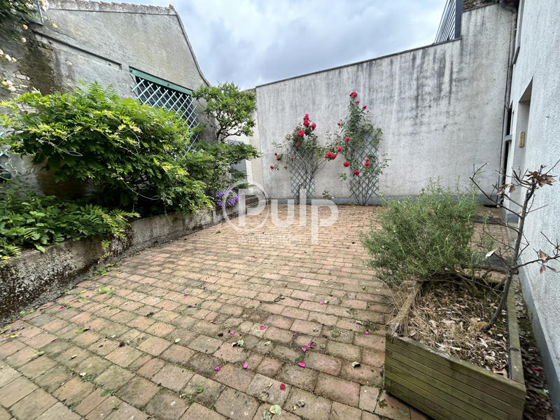 Maison - 180 m² - 7 pièces