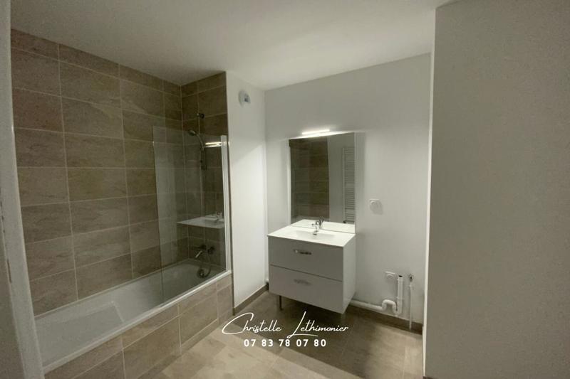 Appartement - 93 m² - 4 pièces