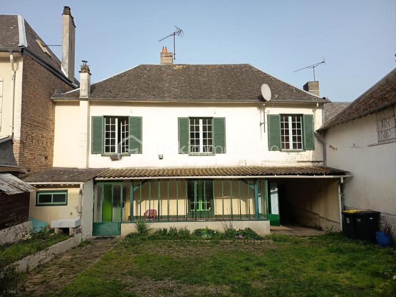 Maison ancienne - 93 m² - 5 pièces