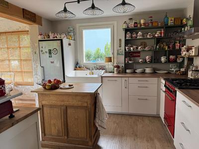 Propriété - 122 m² - 6 pièces