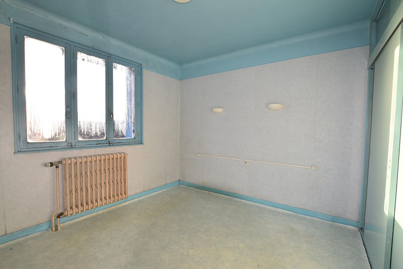 Maison - 64 m² - 5 pièces