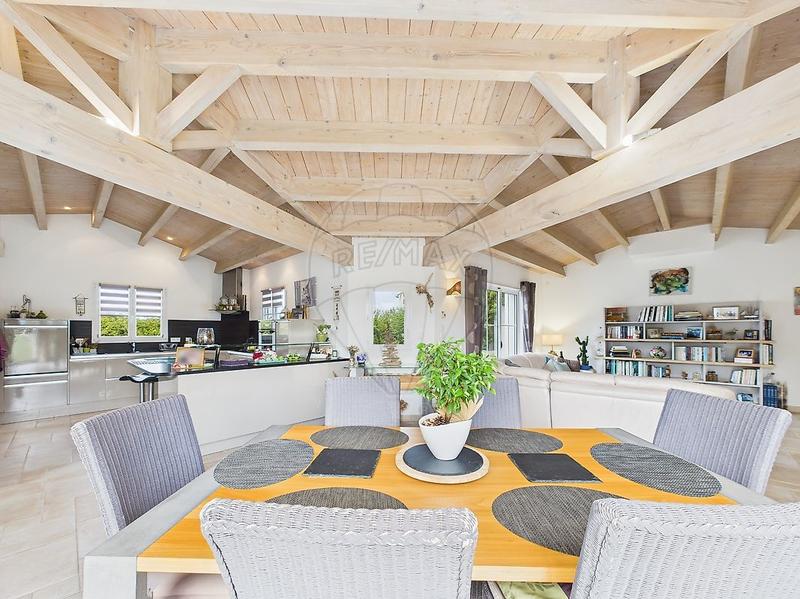 Villa - 174 m² - 7 pièces