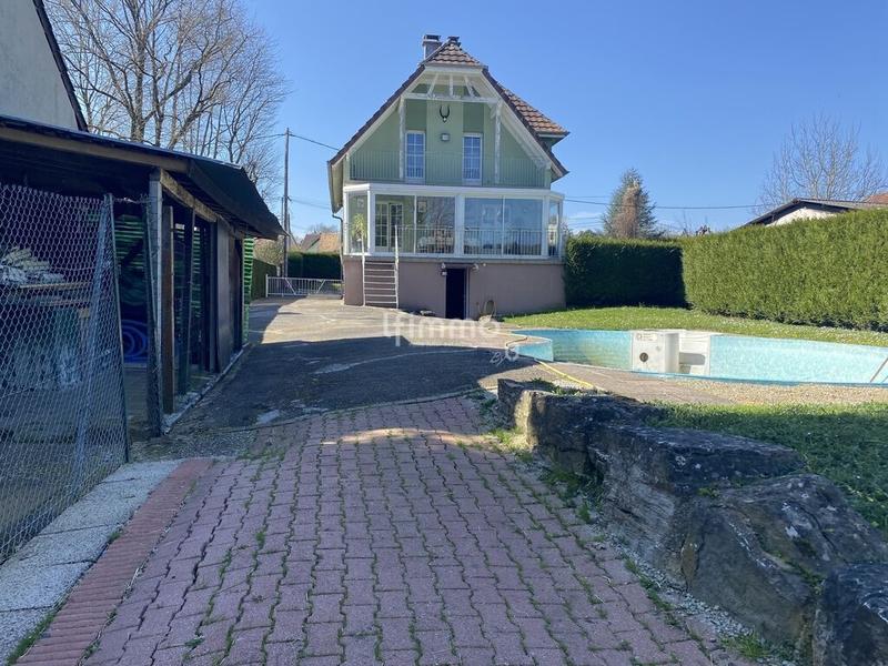 Maison - 168 m² - 5 pièces