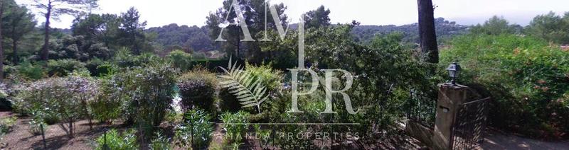 Villa - 540 m² - 13 pièces