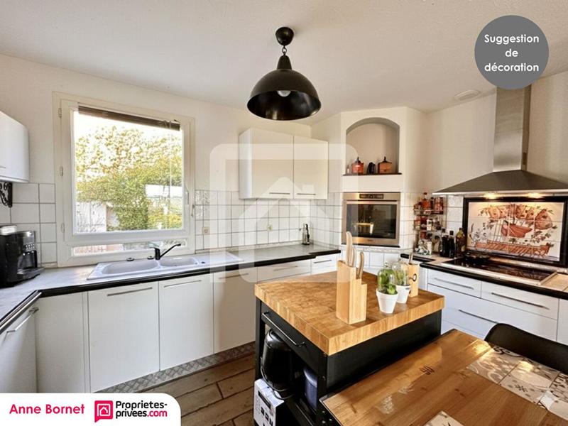 Maison - 97 m² - 5 pièces