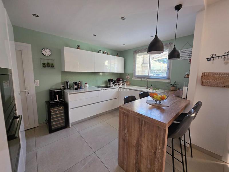 Maison - 125 m² - 5 pièces