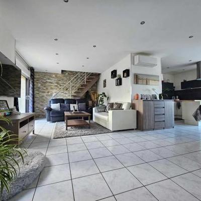 Maison - 148 m² - 5 pièces