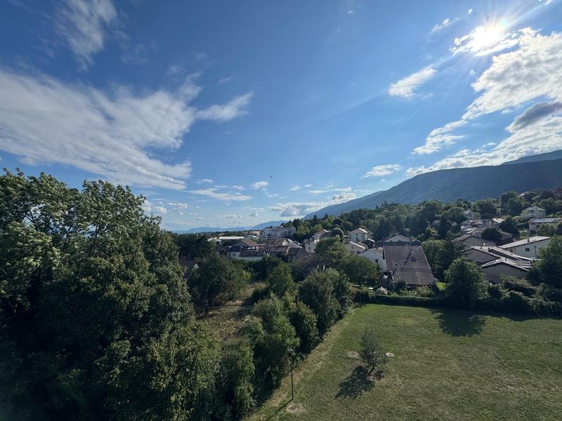 Appartement - 76 m² - 4 pièces