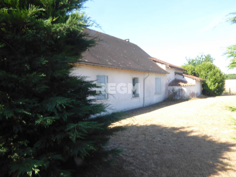 Maison de village - 80 m² - 4 pièces