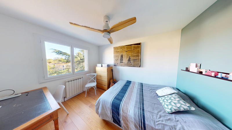 Appartement - 80 m² - 4 pièces