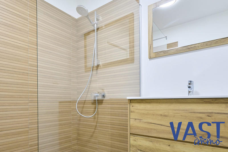 Maison - 111 m² - 5 pièces