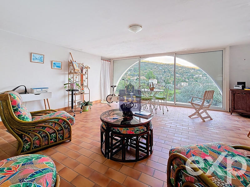 Maison - 145 m² - 5 pièces